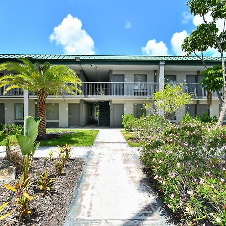 Sarasota Cay Club #612 - Heated Pool, Bunk Beds, Huge Tv, Tiki Bar, More! South Bradenton ภายนอก รูปภาพ