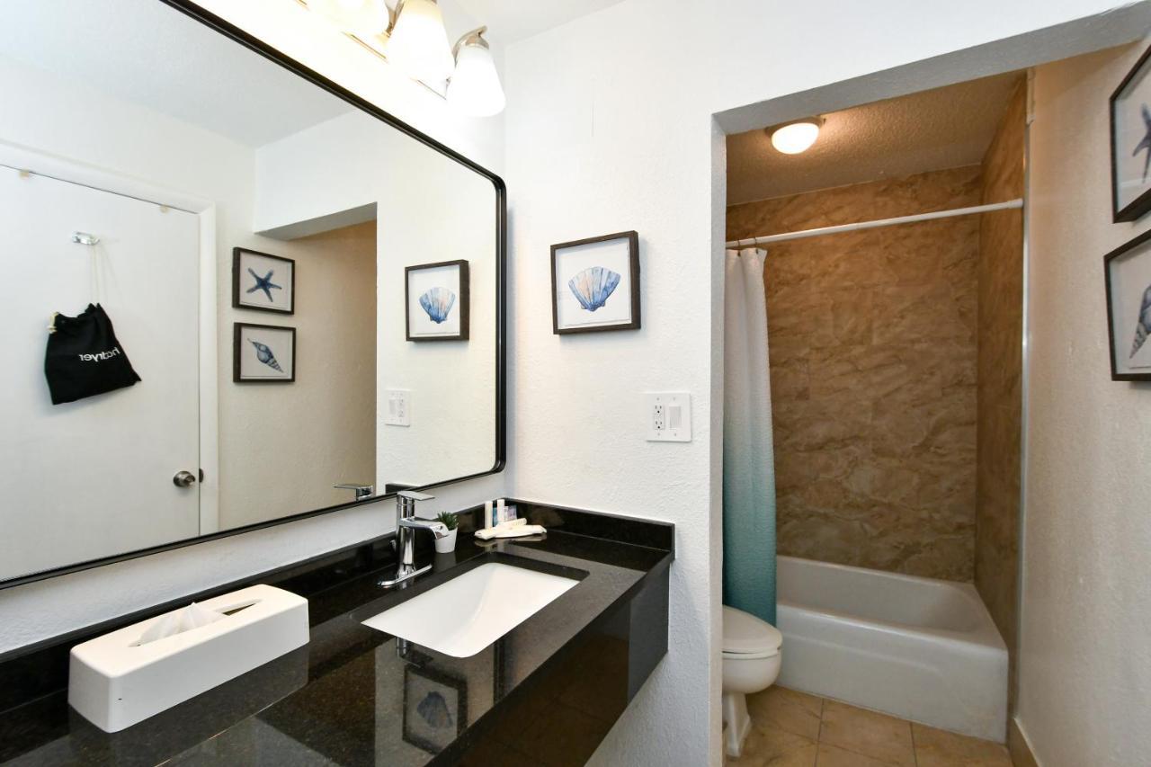 Sarasota Cay Club #612 - Heated Pool, Bunk Beds, Huge Tv, Tiki Bar, More! South Bradenton ภายนอก รูปภาพ