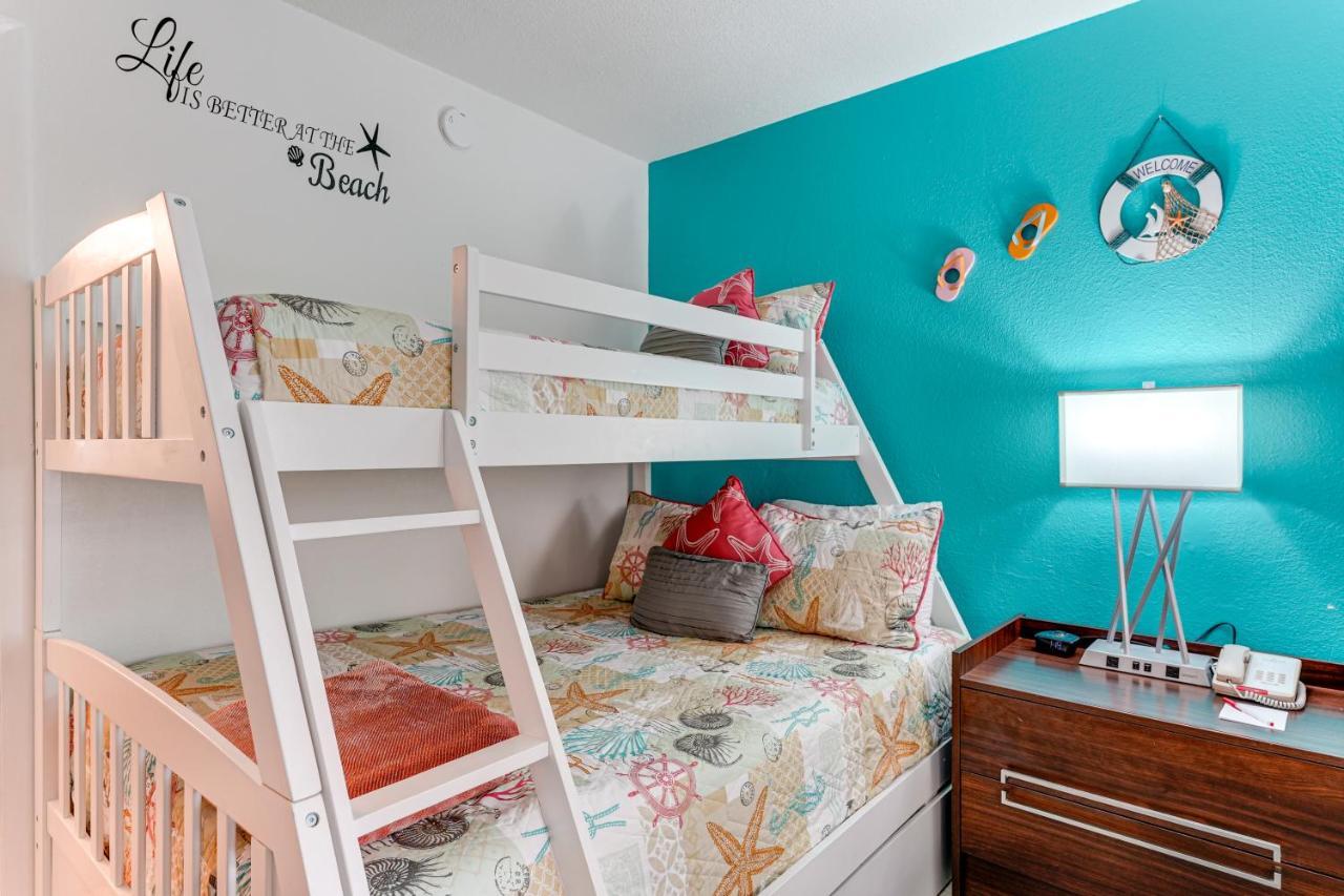 Sarasota Cay Club #612 - Heated Pool, Bunk Beds, Huge Tv, Tiki Bar, More! South Bradenton ภายนอก รูปภาพ